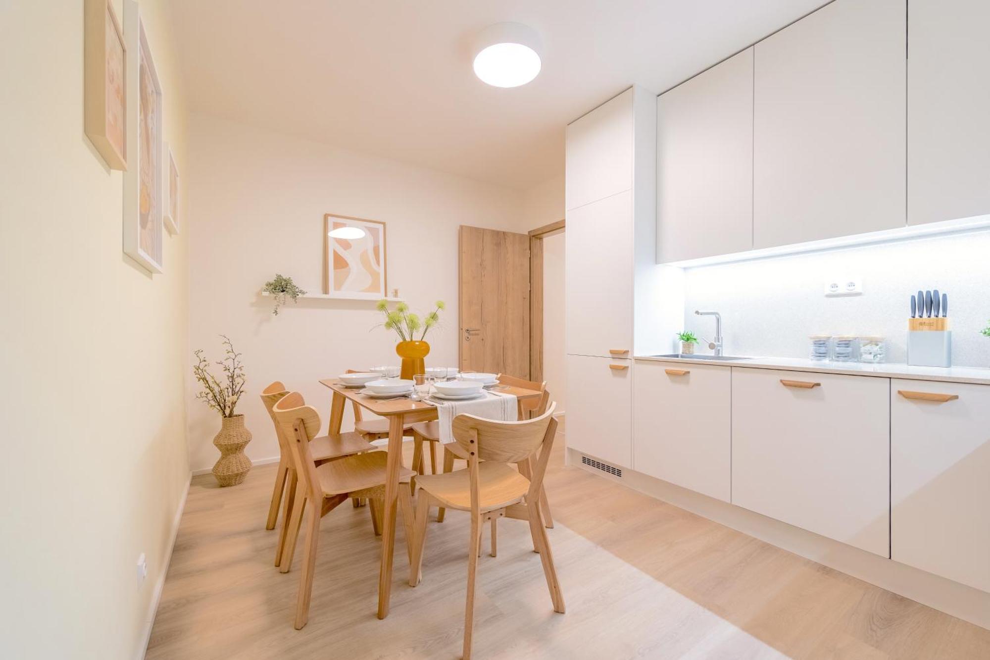 Apartamento Bright 2br - 5th Floor, Balcony, Free Parking By Gravity *